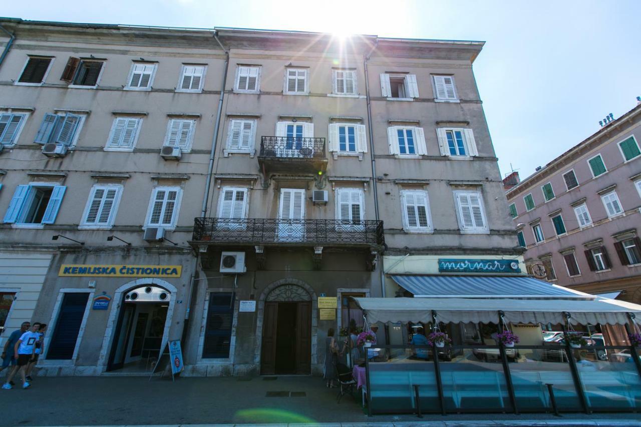 Apartments Del Molo Fiume Esterno foto